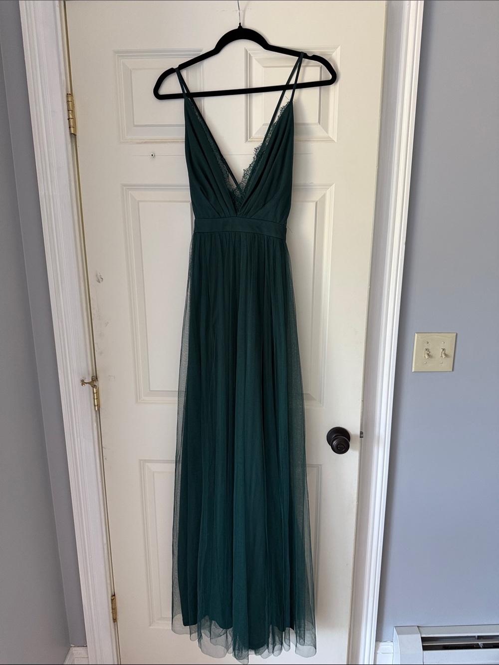 Deep Green V-Neck Maxi Dress with Tulle Skirt